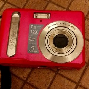 Digital camera